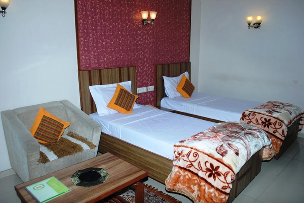 Hotel Eden Ahmadábád Pokoj fotografie